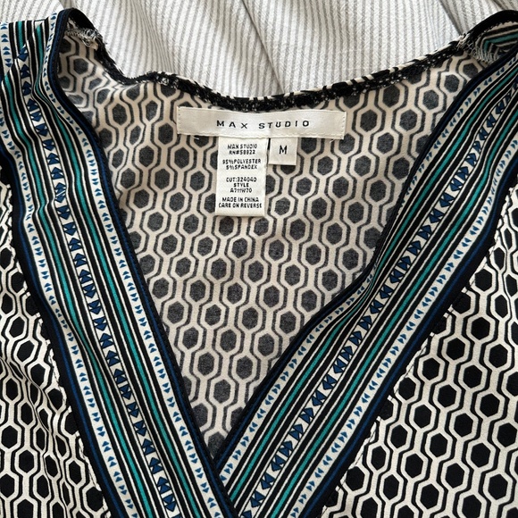 Tunic - Picture 3 of 3